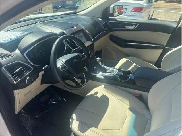 2016 Ford Edge Titanium