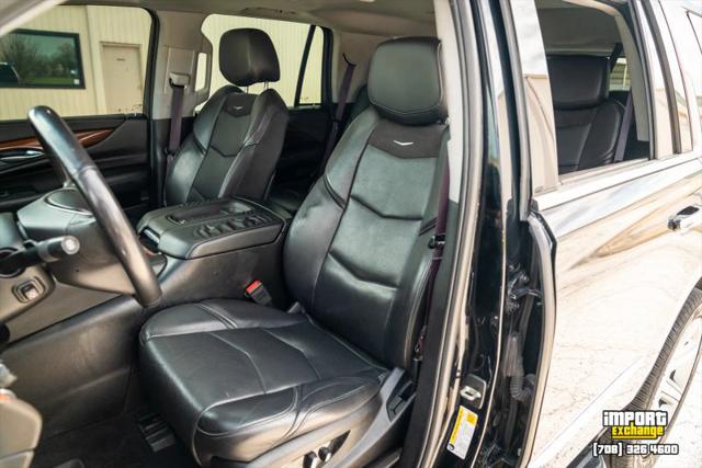2017 Cadillac Escalade Luxury