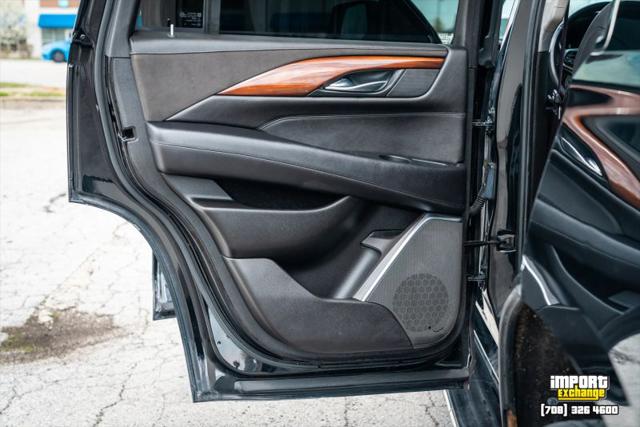 2017 Cadillac Escalade Luxury