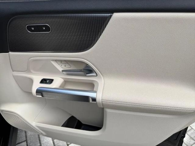 2022 Mercedes-Benz EQB 350 SUV 4MATIC