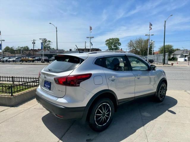 2017 Nissan Rogue Sport SV