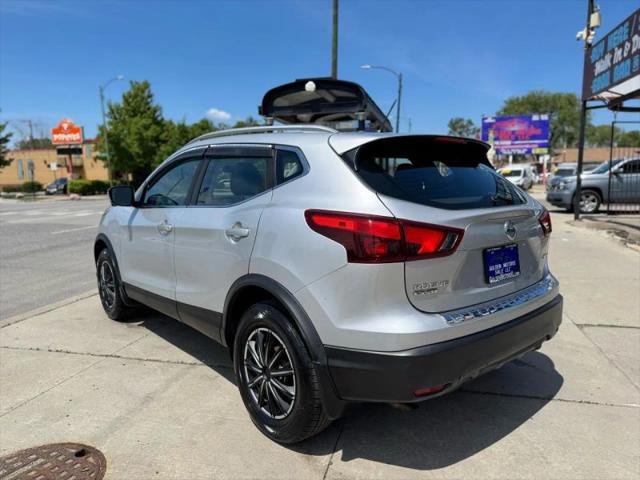 2017 Nissan Rogue Sport SV