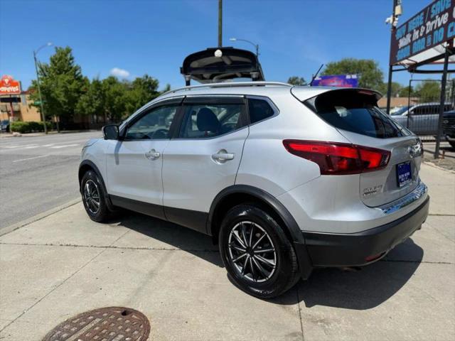 2017 Nissan Rogue Sport SV