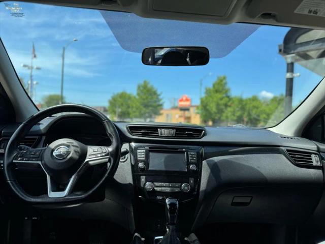 2017 Nissan Rogue Sport SV