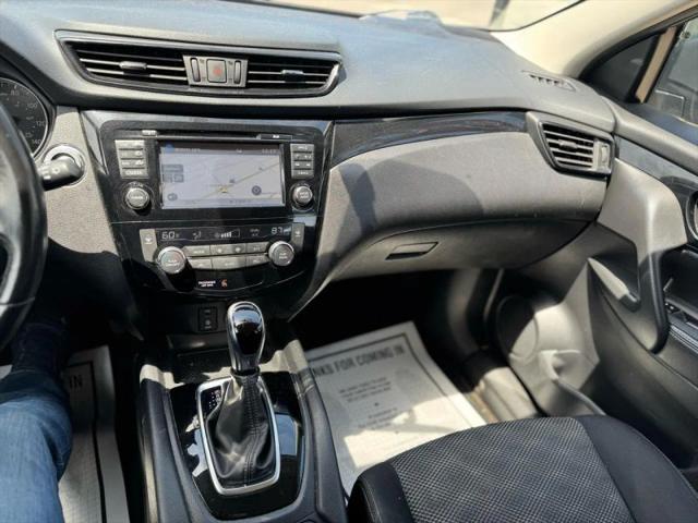 2017 Nissan Rogue Sport SV