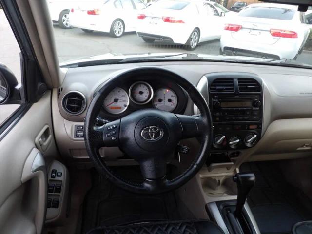 2005 Toyota RAV4 Base