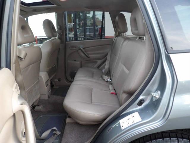 2005 Toyota RAV4 Base