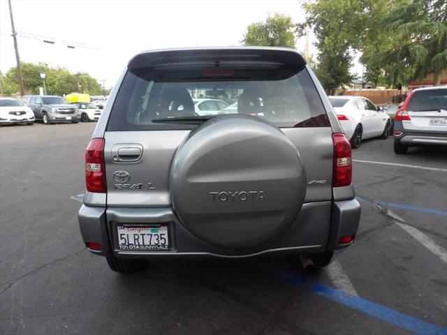 2005 Toyota RAV4 Base