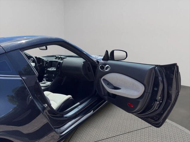 2010 Nissan 370Z Touring