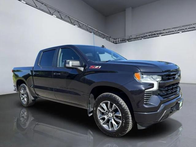 2022 Chevrolet Silverado 1500 4WD Crew Cab Short Bed RST
