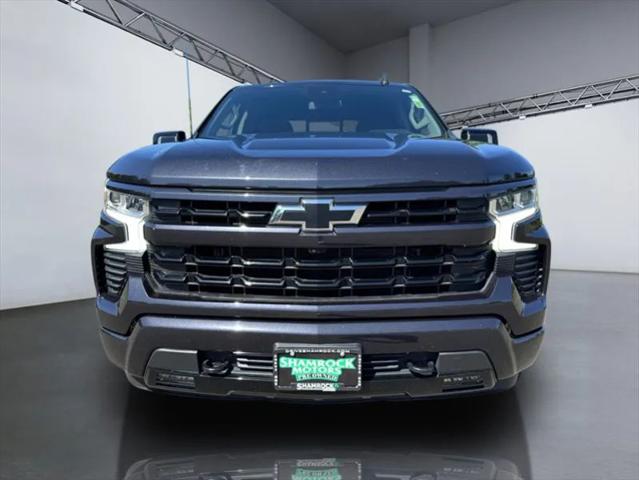 2022 Chevrolet Silverado 1500 4WD Crew Cab Short Bed RST