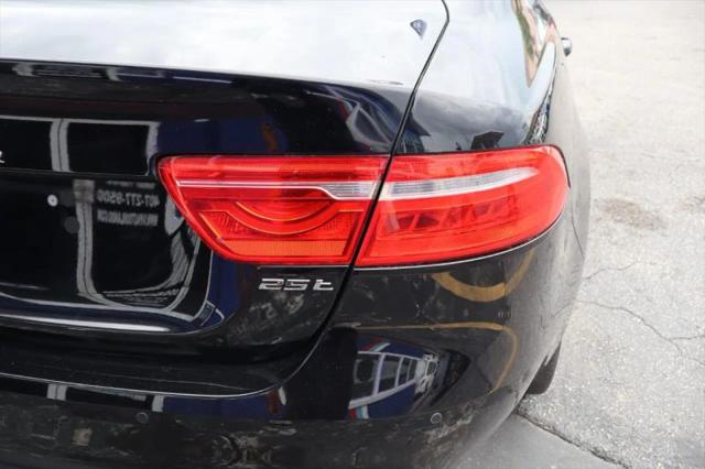2018 Jaguar XE 25t Prestige