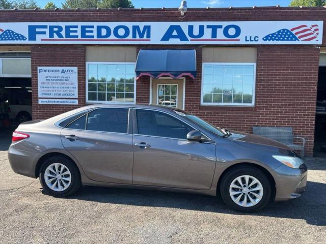 2016 Toyota Camry LE
