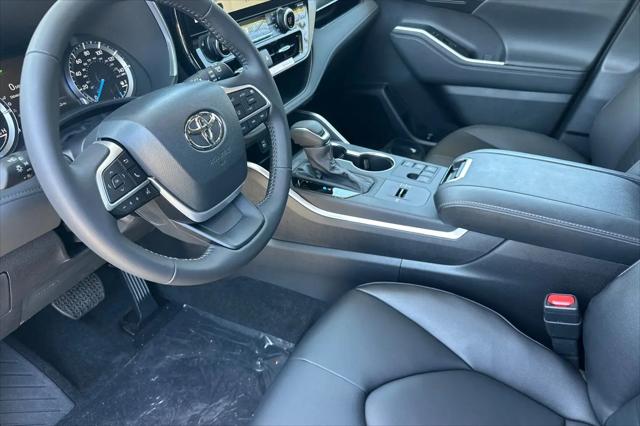 2026 Toyota Highlander Hybrid XLE