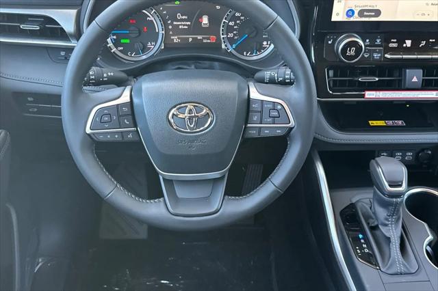 2026 Toyota Highlander Hybrid XLE