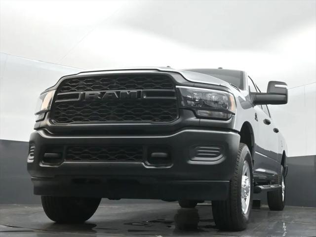 2024 Ram 3500 Tradesman Crew Cab 4x4 6'4" Box