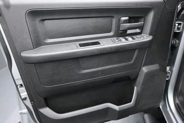 2024 Ram 3500 Tradesman Crew Cab 4x4 6'4" Box