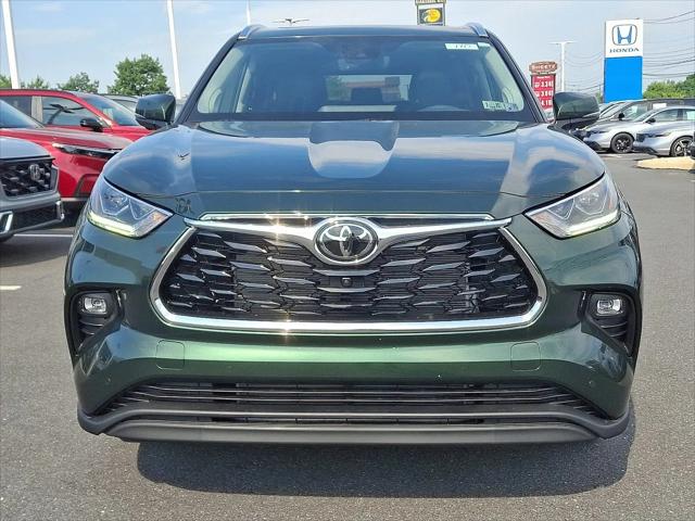 2025 Toyota Highlander Limited