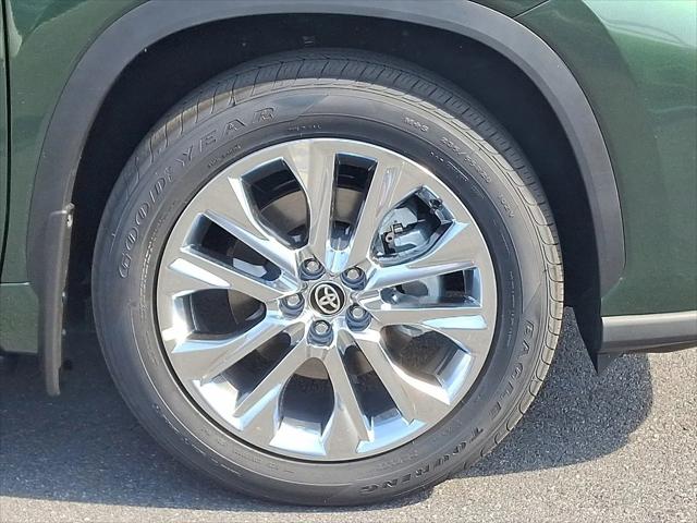 2025 Toyota Highlander Limited