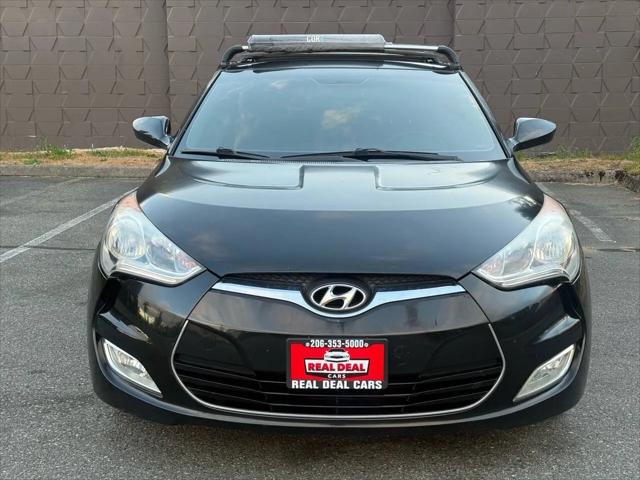 2012 Hyundai Veloster Base w/Black