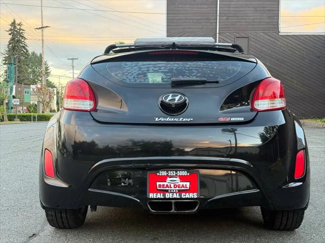 2012 Hyundai Veloster Base w/Black