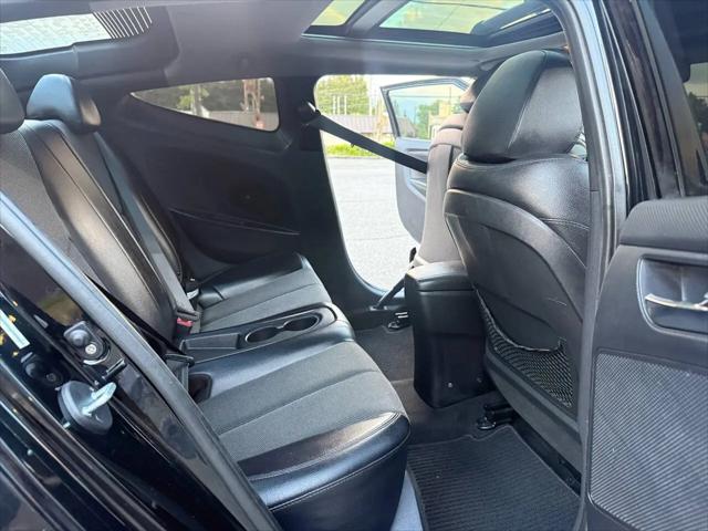 2012 Hyundai Veloster Base w/Black