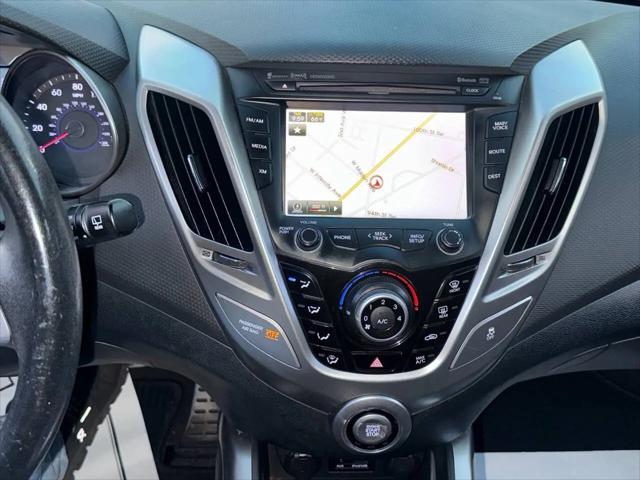 2012 Hyundai Veloster Base w/Black