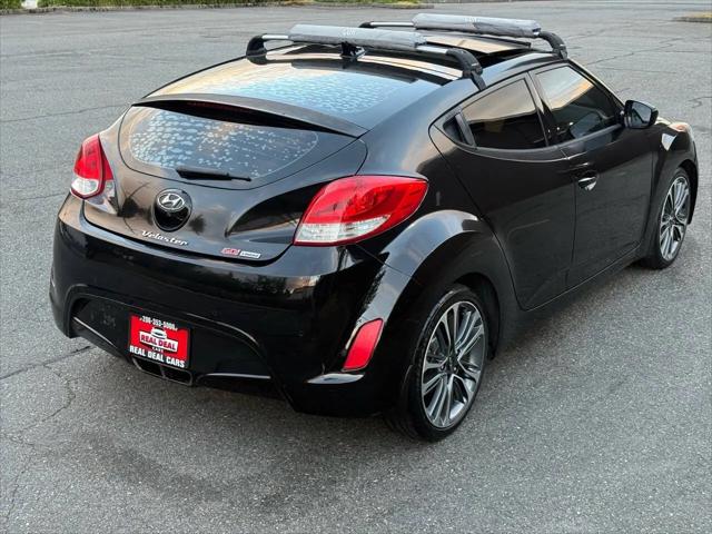 2012 Hyundai Veloster Base w/Black