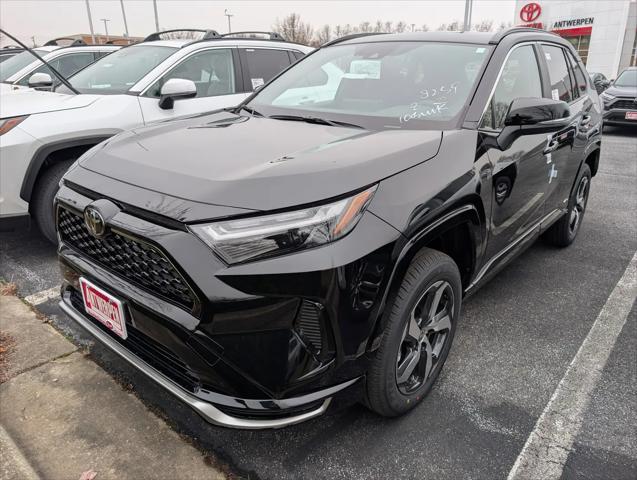 2025 Toyota RAV4 Plug-In Hybrid SE