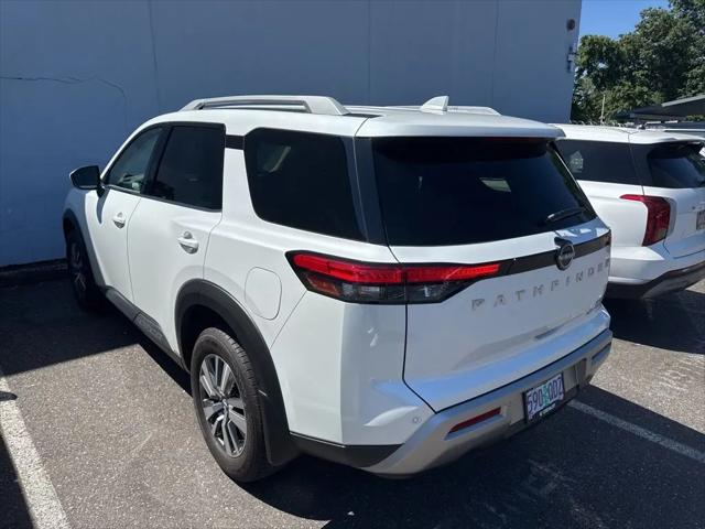 2025 Nissan Pathfinder SL 4WD