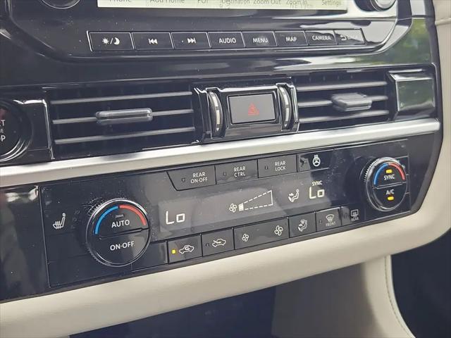 2025 Nissan Pathfinder SL 4WD