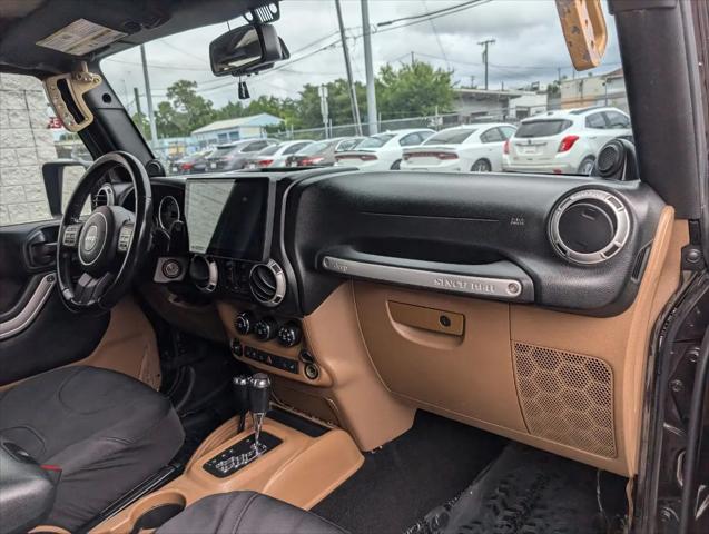 2013 Jeep Wrangler Unlimited Sahara