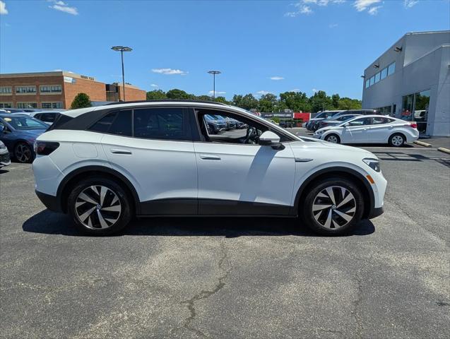 2023 Volkswagen ID.4 Pro
