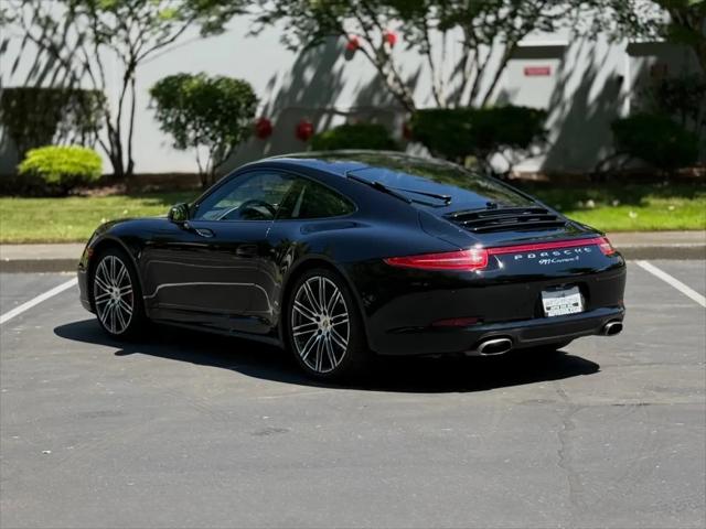 2016 Porsche 911 Carrera 4