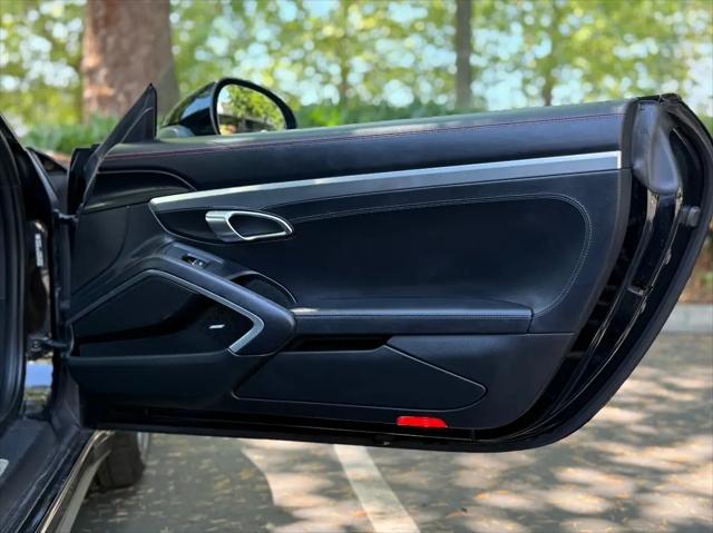 2016 Porsche 911 Carrera 4