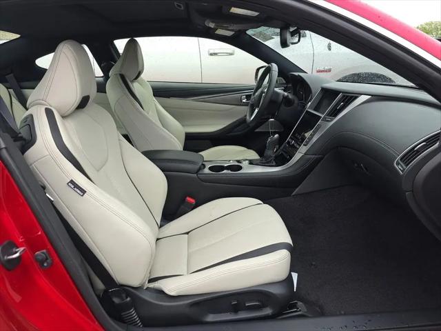 2022 INFINITI Q60 LUXE AWD