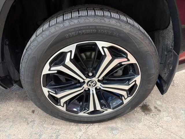 2024 Toyota RAV4 Prime XSE