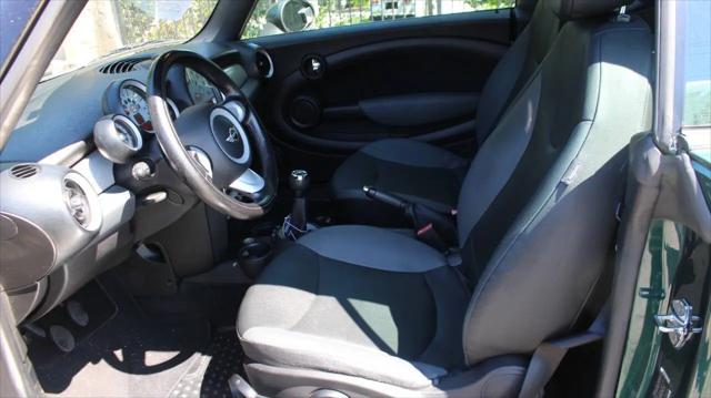 2009 MINI Cooper Cooper