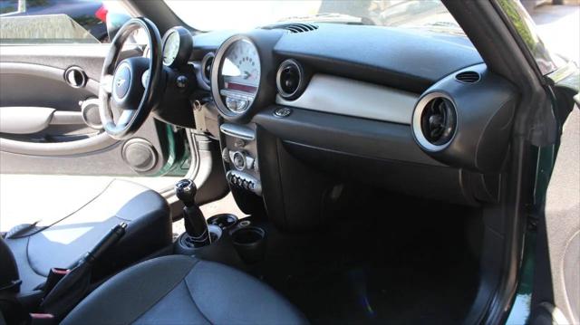 2009 MINI Cooper Cooper