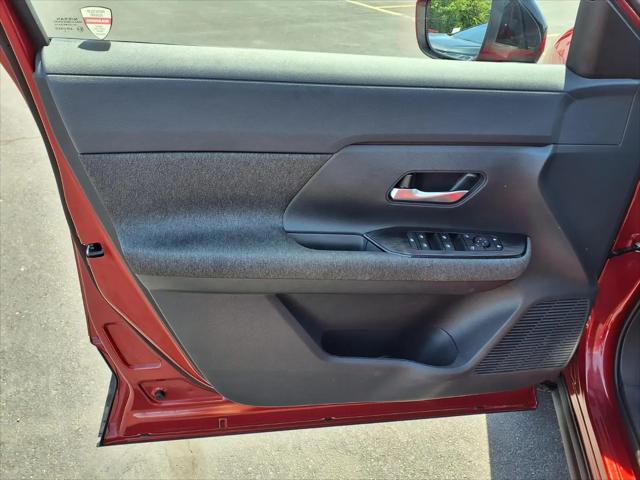 2025 Nissan Kicks SV FWD