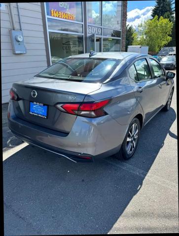 2021 Nissan Versa SV Xtronic CVT