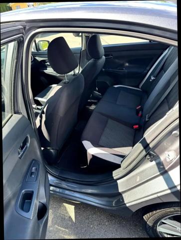 2021 Nissan Versa SV Xtronic CVT