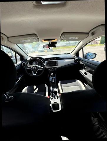2021 Nissan Versa SV Xtronic CVT