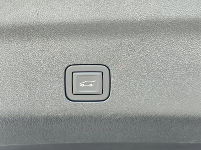 2026 GMC Yukon XL 4WD AT4 Ultimate