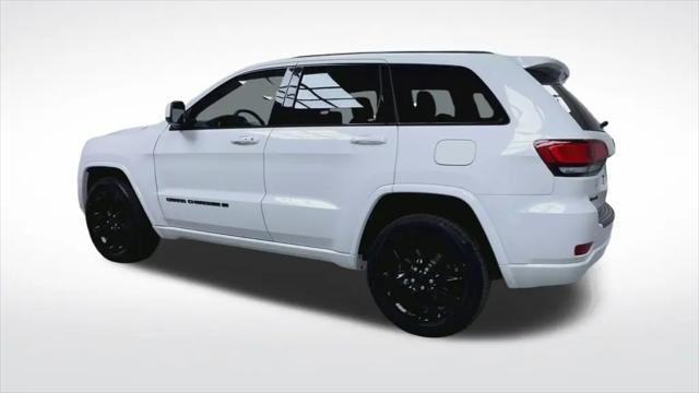 2022 Jeep Grand Cherokee Laredo X 4x4