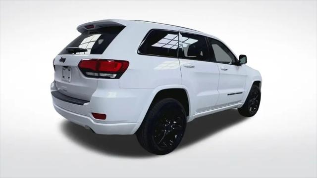 2022 Jeep Grand Cherokee Laredo X 4x4