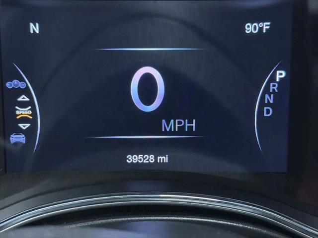2022 Jeep Grand Cherokee Laredo X 4x4
