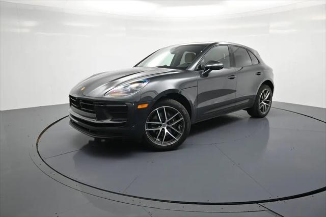 2026 Porsche Macan Macan