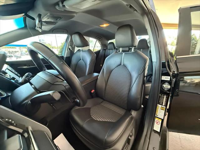 2018 Toyota Camry SE