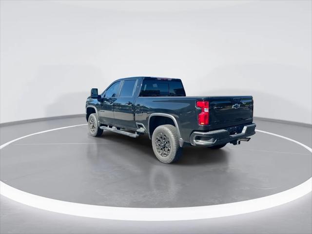 2024 Chevrolet Silverado 2500HD 4WD Crew Cab Standard Bed LT